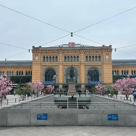 Hoel-moderne In Zentraler Lage, Schallschutzfenster, 24h-self-check-in, Hanôver