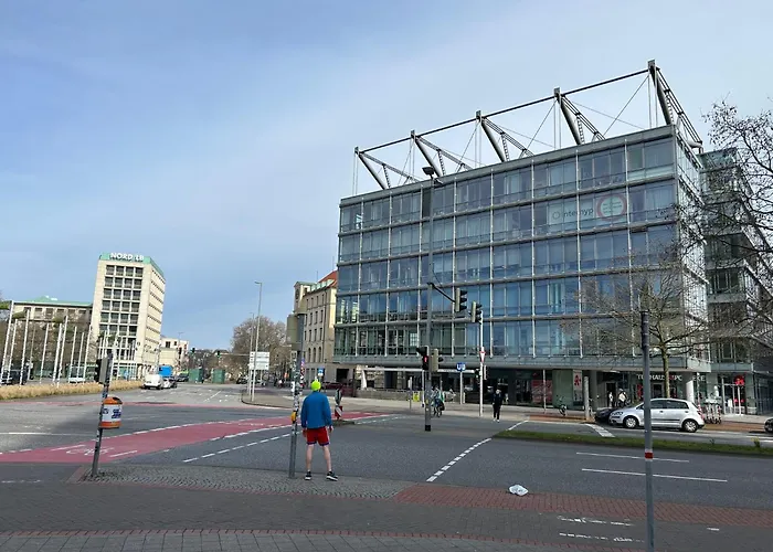 Höl-moderne In Zentraler Lage, Schallschutzfenster, 24h-self-check-in, Apartment Hannover