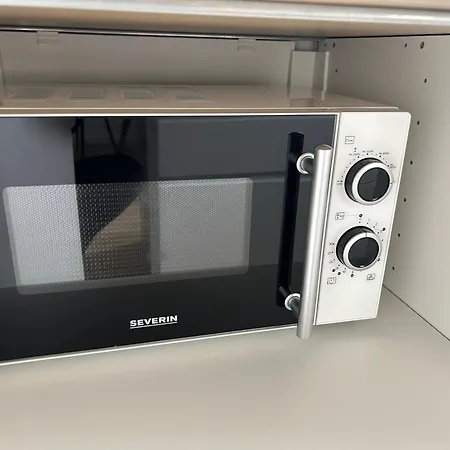 Höl-moderne In Zentraler Lage, Schallschutzfenster, 24h-self-check-in, Hannover